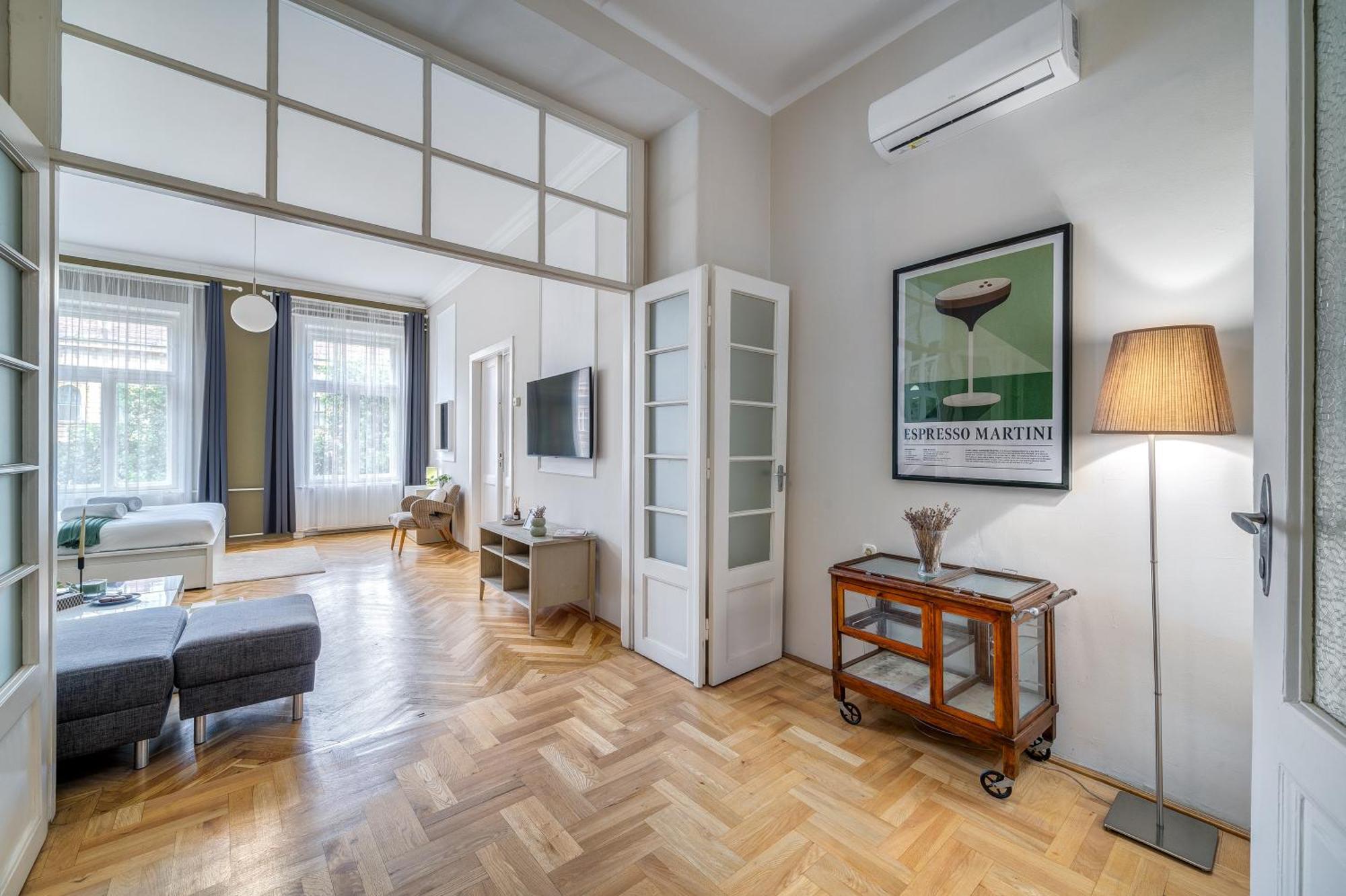 Jokai Hideaway Apartment Budapest Exterior photo