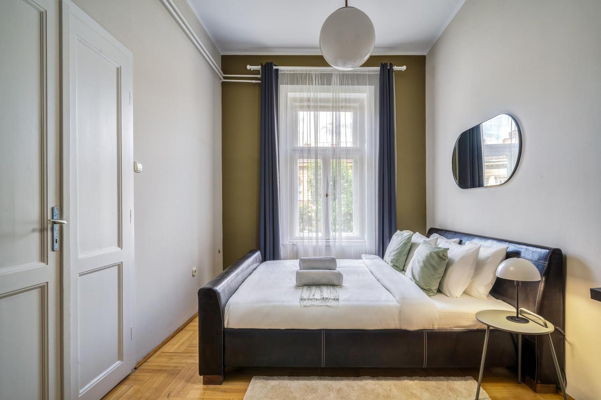 Jokai Hideaway Apartment Budapest Exterior photo